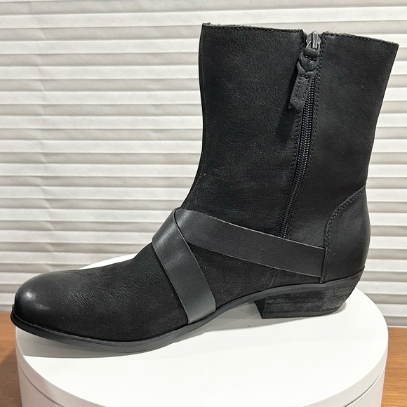🌸SOLF WALK🌸 Rayne Black Ankle Boots Size: 11 - Picture 5 of 12